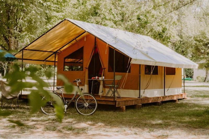 Camping Onlycamp Les Deux Rives Lannion Exteriör bild