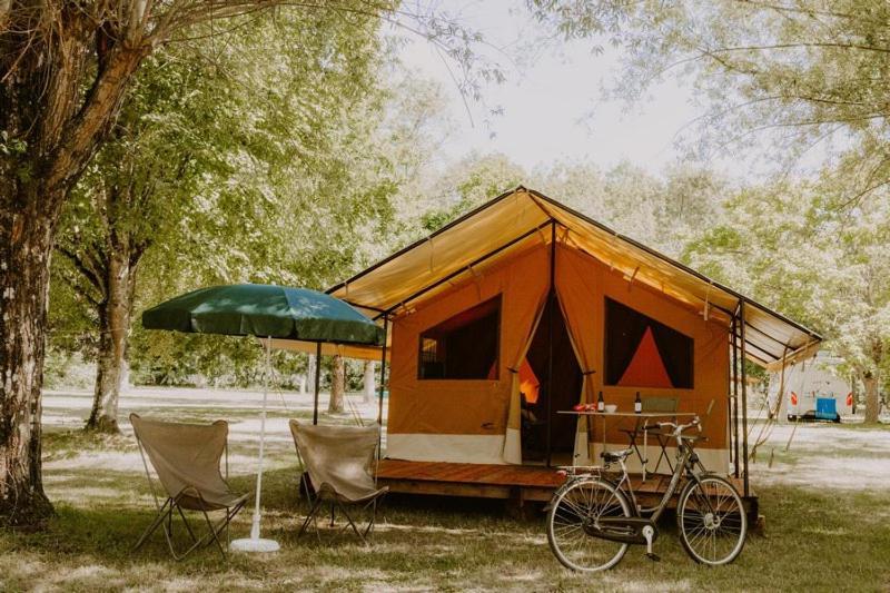 Camping Onlycamp Les Deux Rives Lannion Exteriör bild