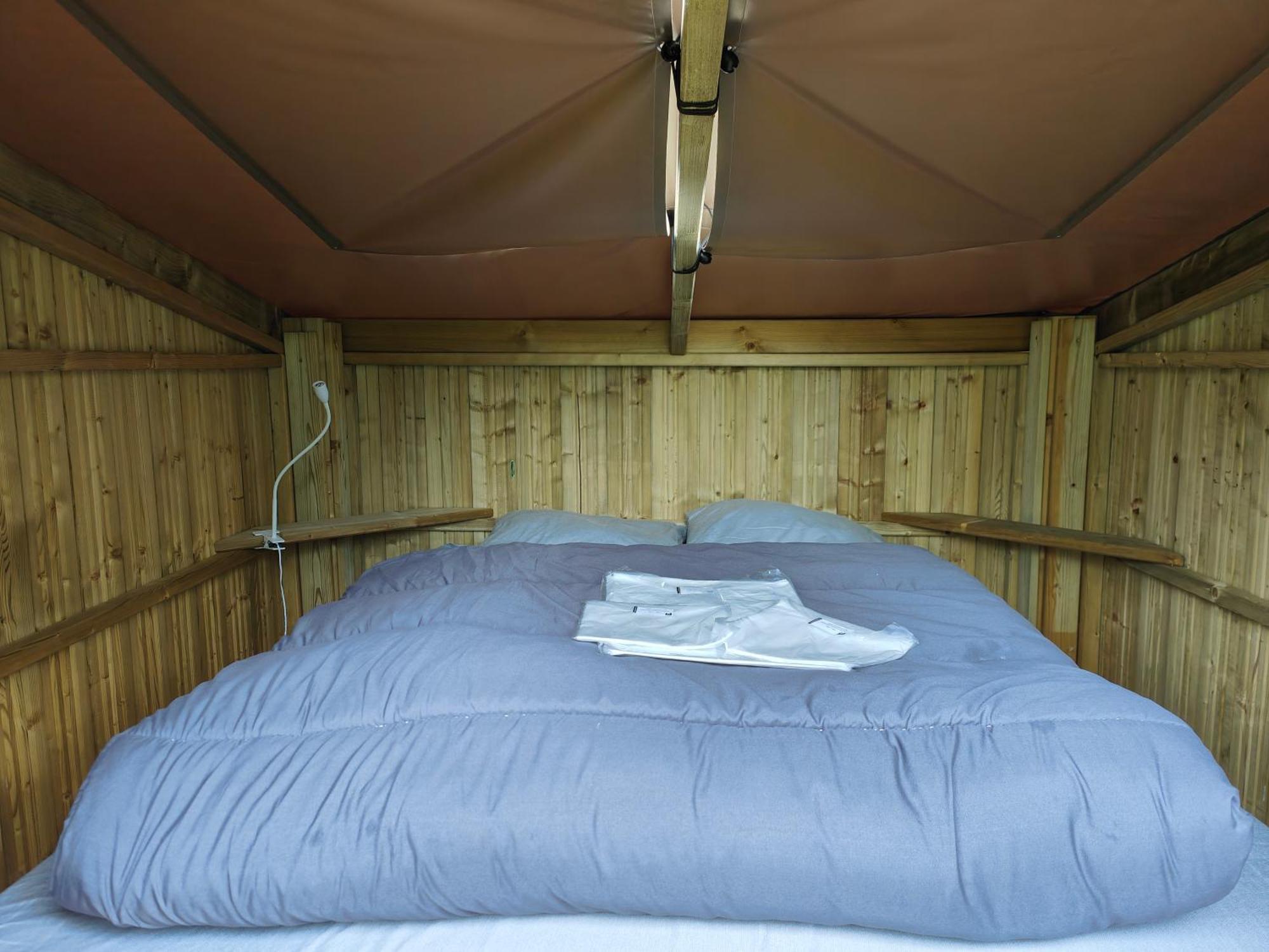 Camping Onlycamp Les Deux Rives Lannion Exteriör bild